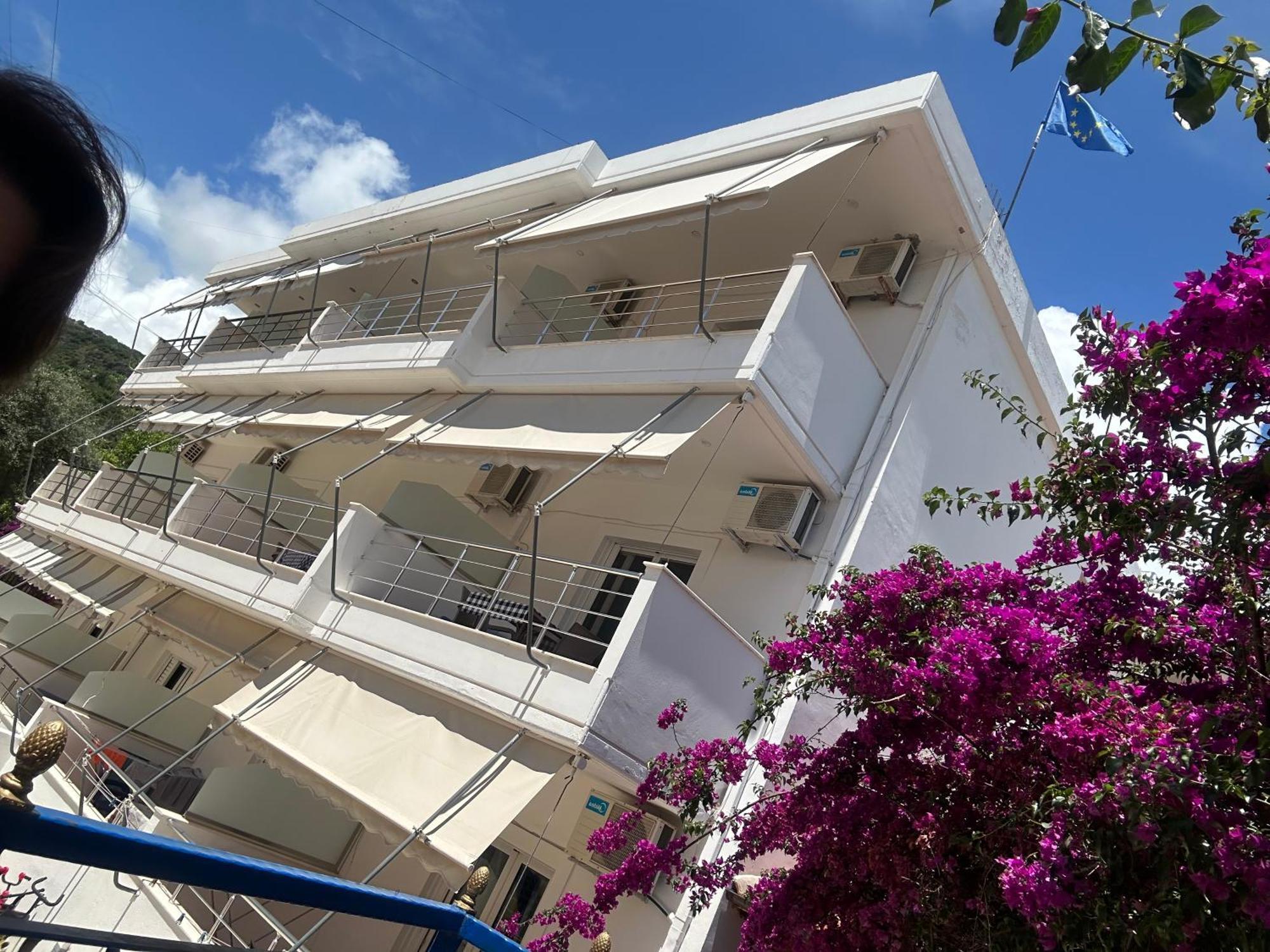 Guest house Petro Dhermi